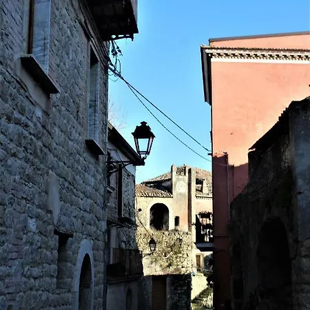 Al Castello Castelpoto