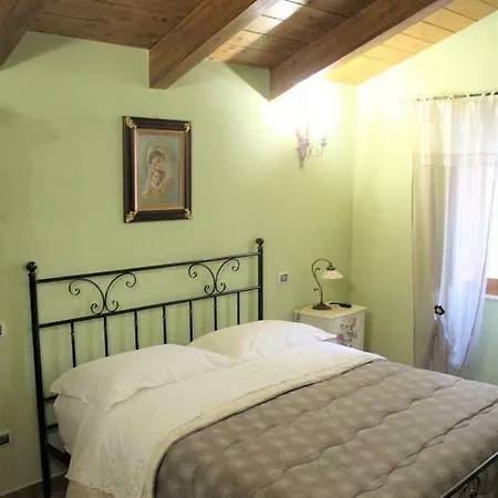 Al Castello Holiday home Castelpoto